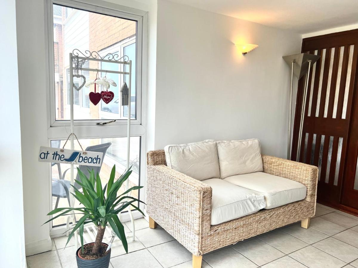 Beach Front Apartment With Free Parking, St Annes Lytham St Annes Zewnętrze zdjęcie